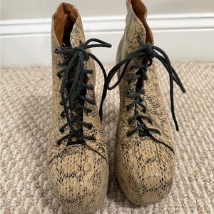 Jeffrey Campbell Stylish Tan Lace-Up Ankle Boots